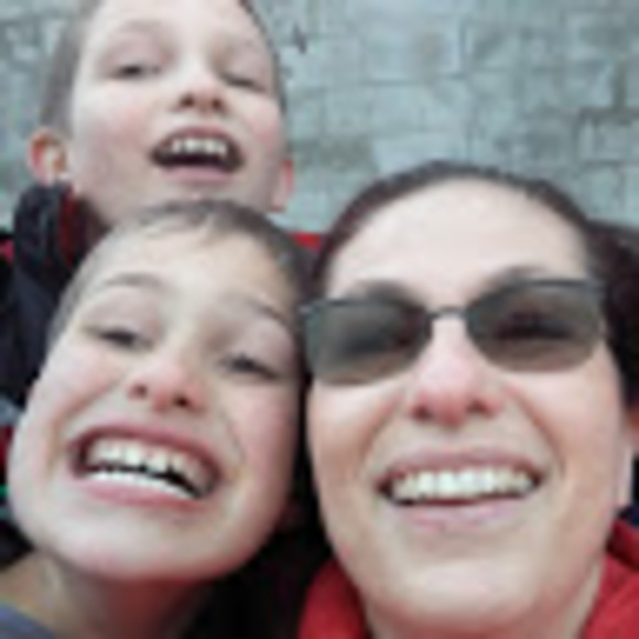 Meet your Posher, Terri - Picture 1 of 1